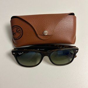 Women's Ray-Ban New Wayfarers
